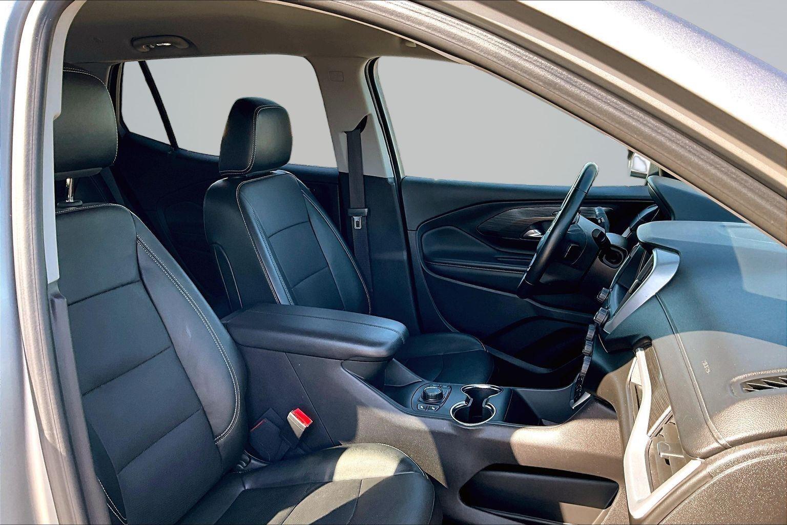 2024 GMC Terrain SLT - Photo 8