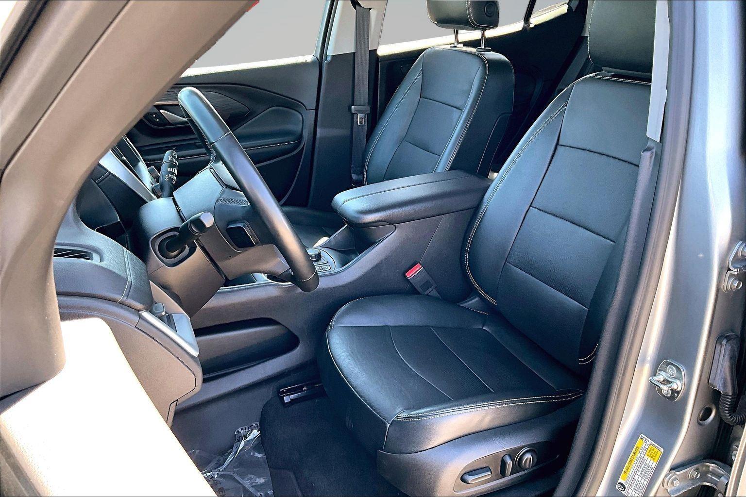 2024 GMC Terrain SLT - Photo 26