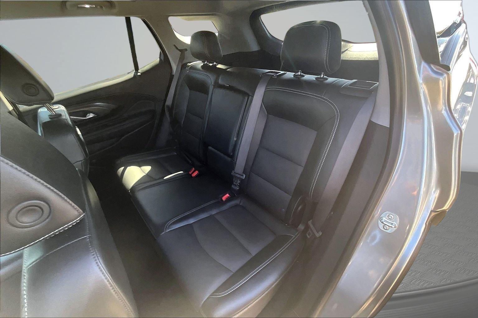 2024 GMC Terrain SLT - Photo 27