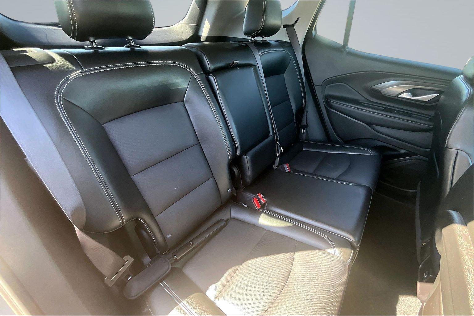 2024 GMC Terrain SLT - Photo 28