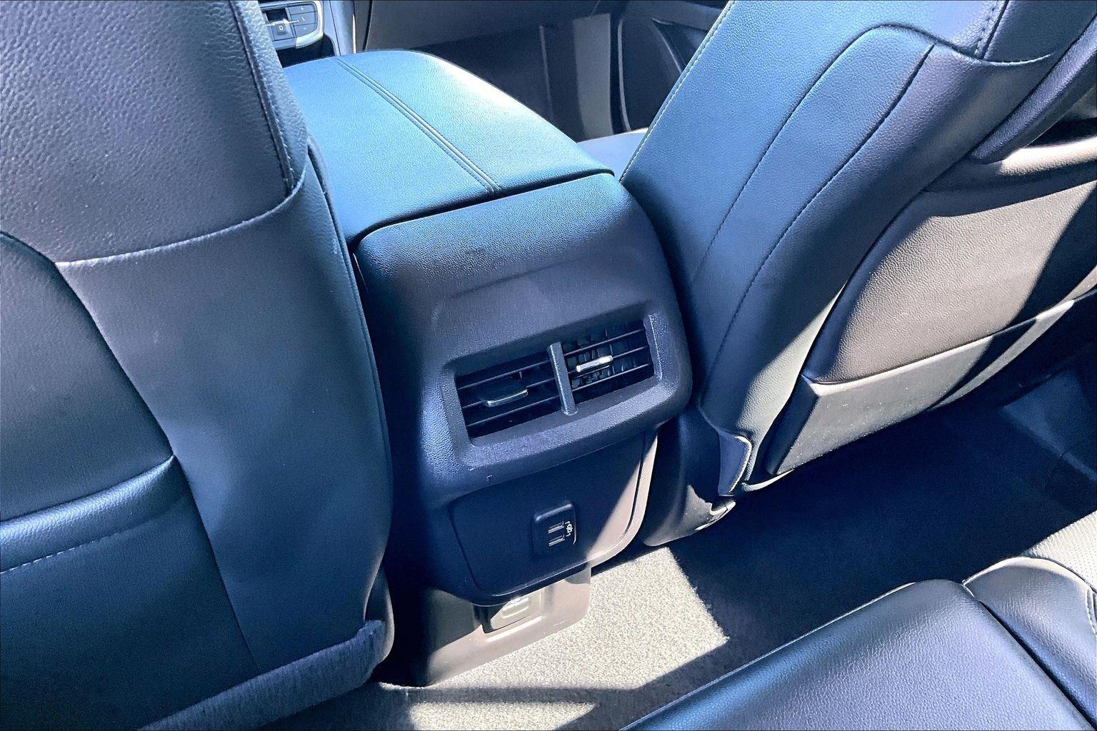 2024 GMC Terrain SLT - Photo 34