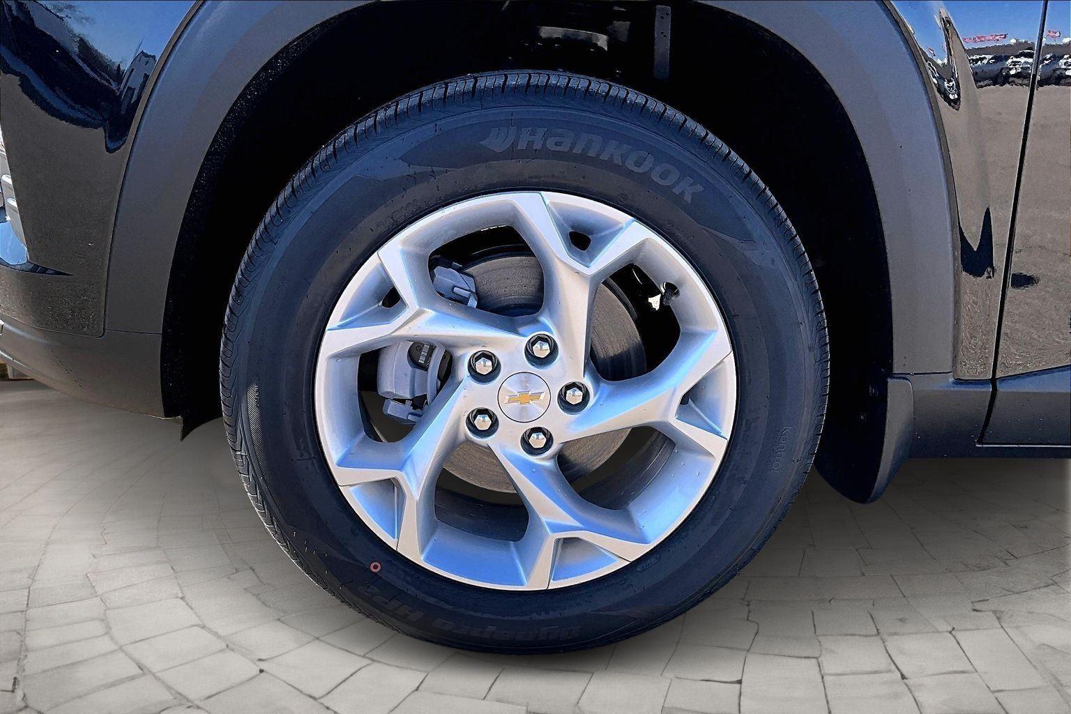 2026 Chevrolet Trax LS - Photo 15
