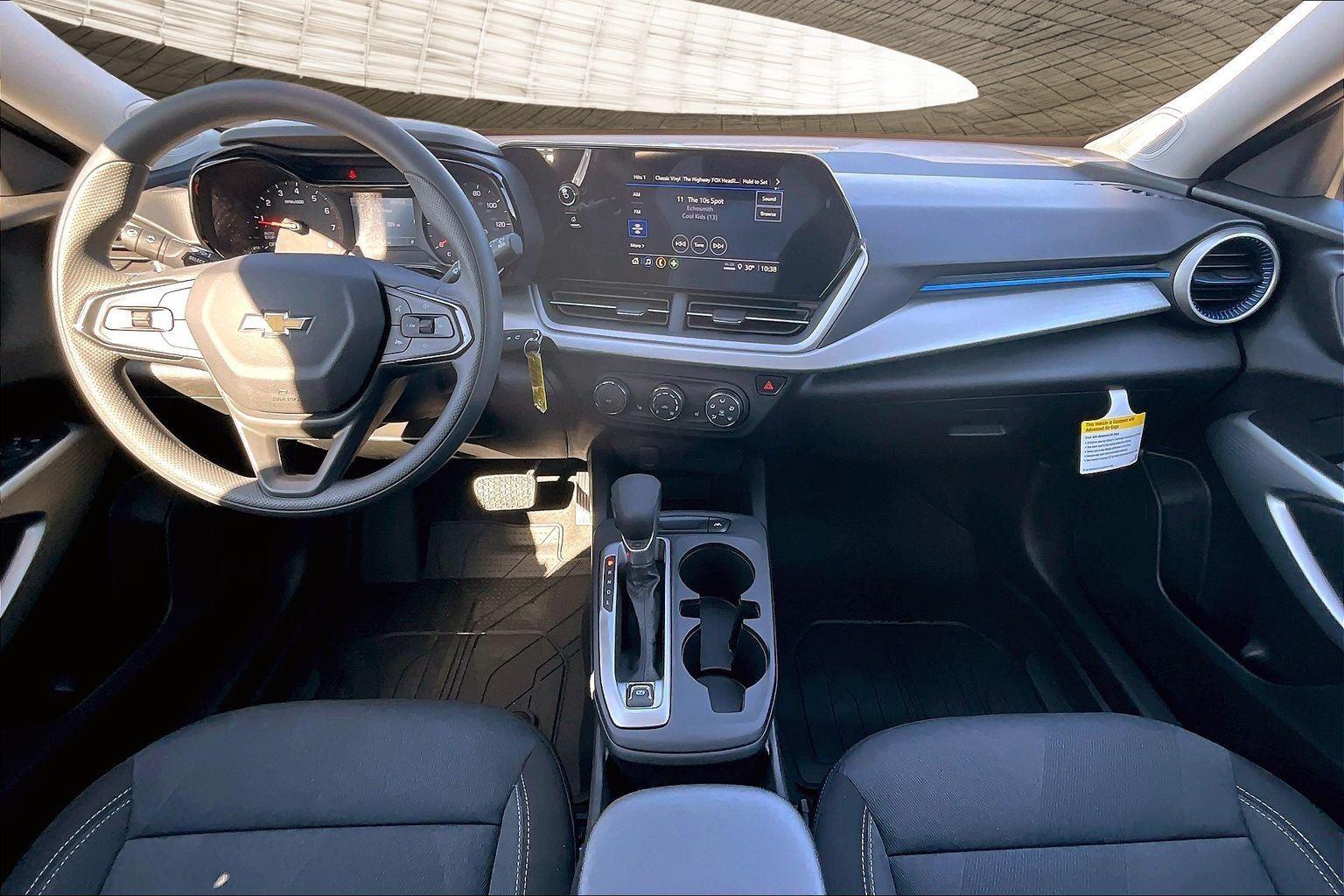 2026 Chevrolet Trax LS - Photo 6