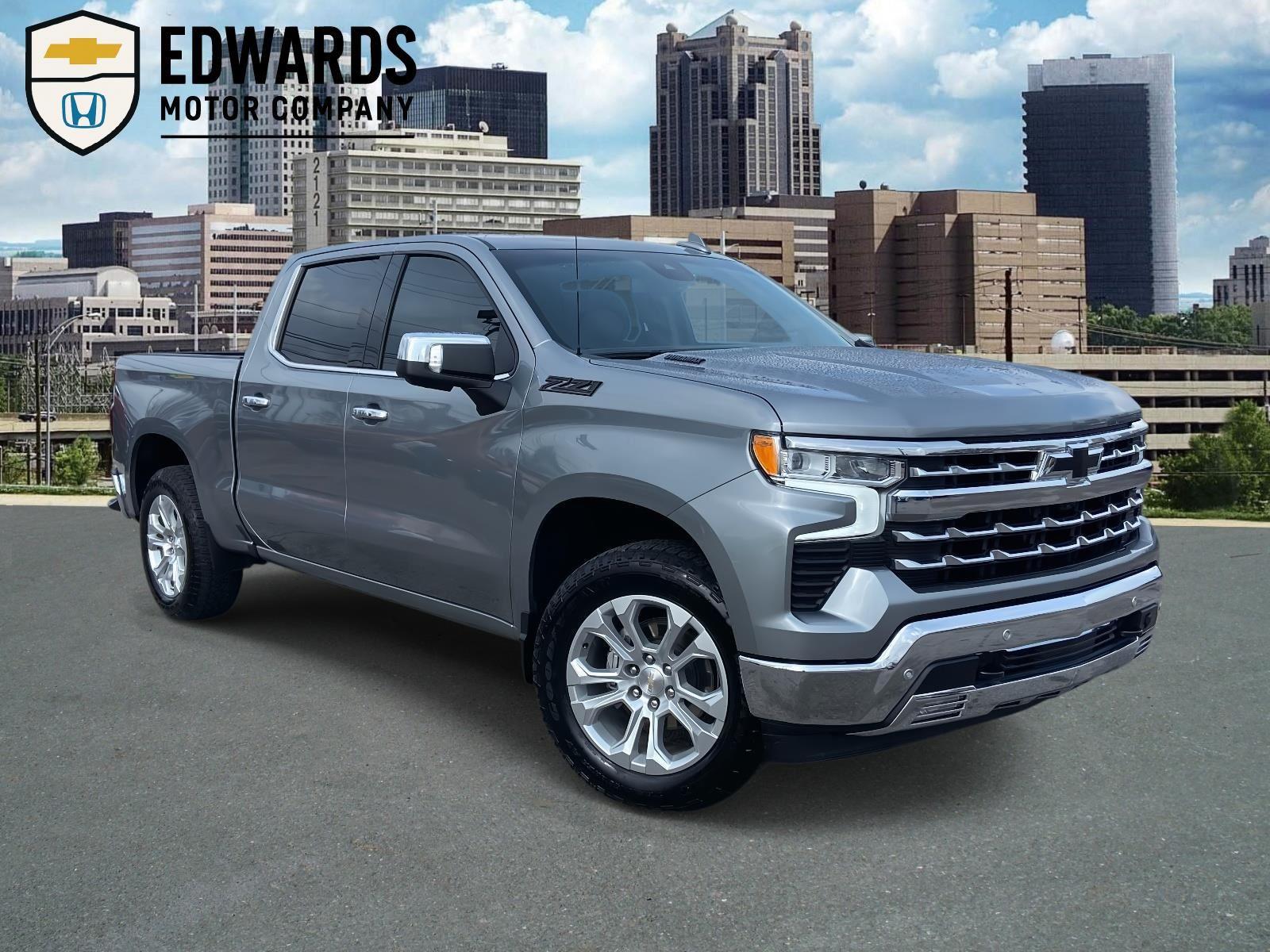 2024 Chevrolet Silverado 1500 LTZ Crew Cab 4WD