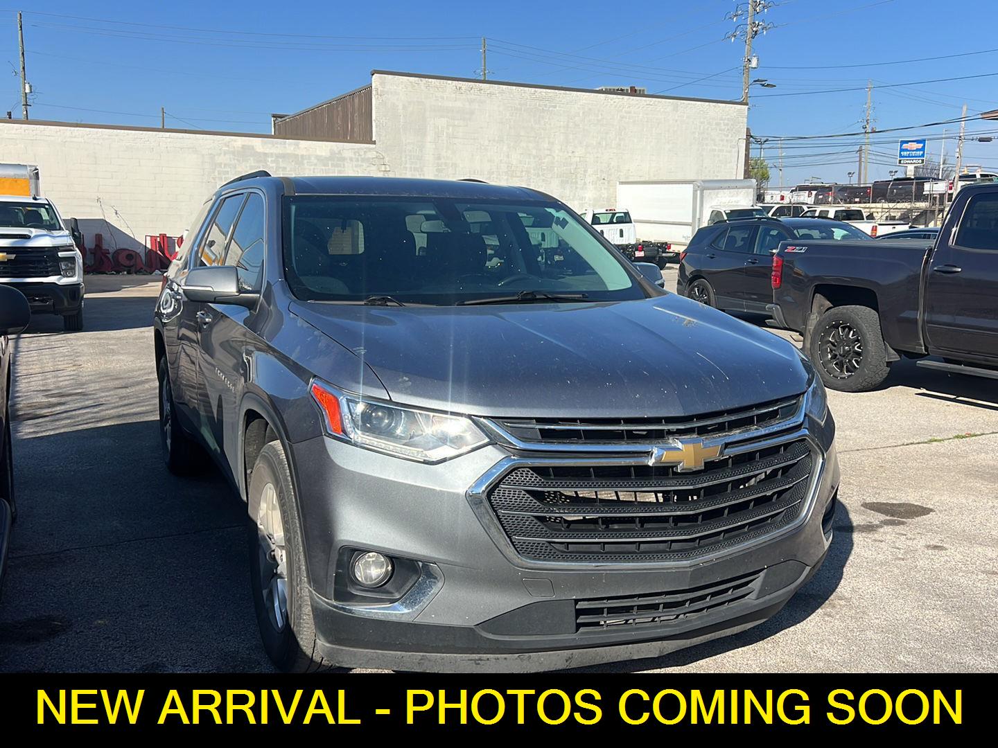 2021 Chevrolet Traverse LT Cloth FWD