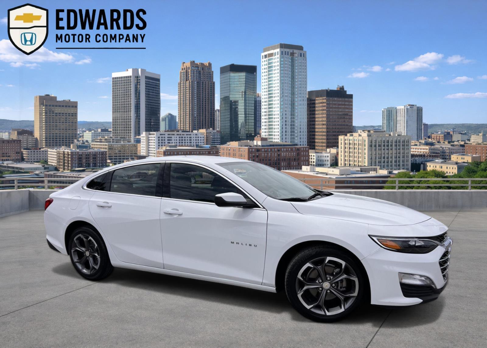 Summit White 2024 Chevrolet Malibu LT with 1LT FWD Sedan Front-Wheel Drive Continuously Variable Transmission