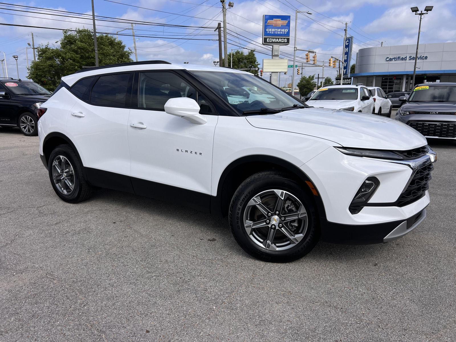 Summit White 2023 Chevrolet Blazer 2LT FWD SUV / Crossover Front-Wheel Drive 9-Speed Automatic