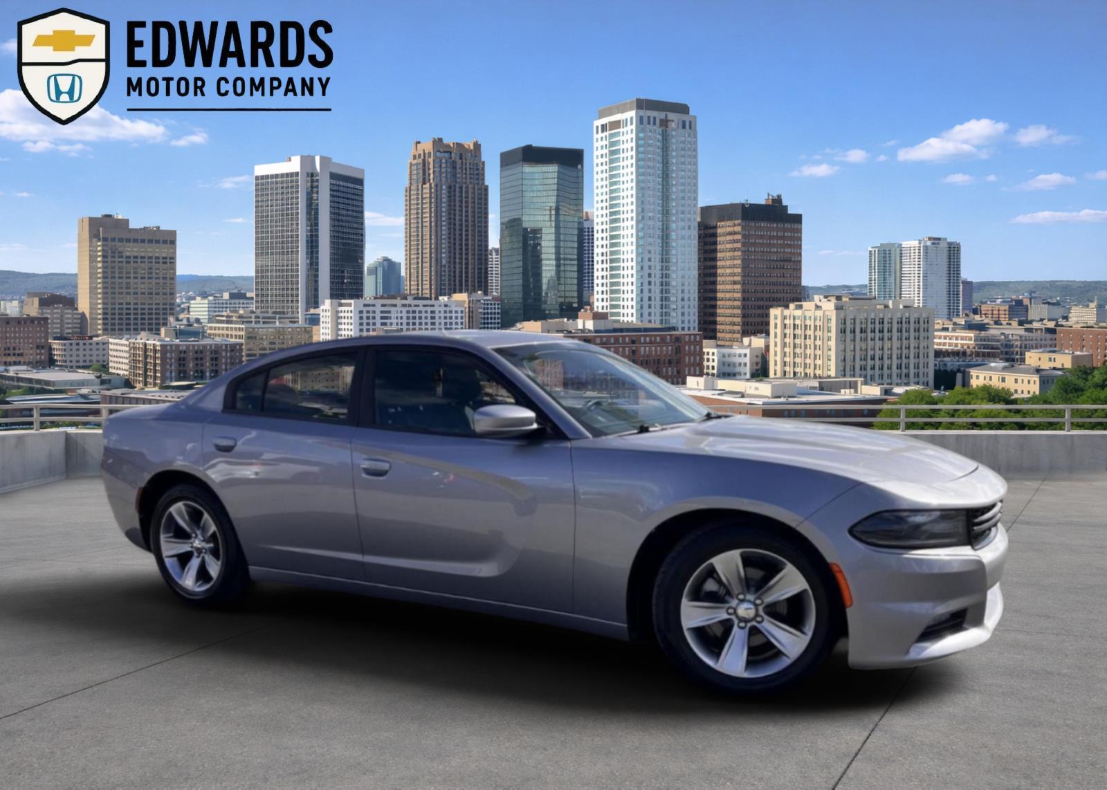 Silver (Billet Clearcoat) 2017 Dodge Charger SXT RWD Sedan Rear-Wheel Drive 8-Speed Automatic
