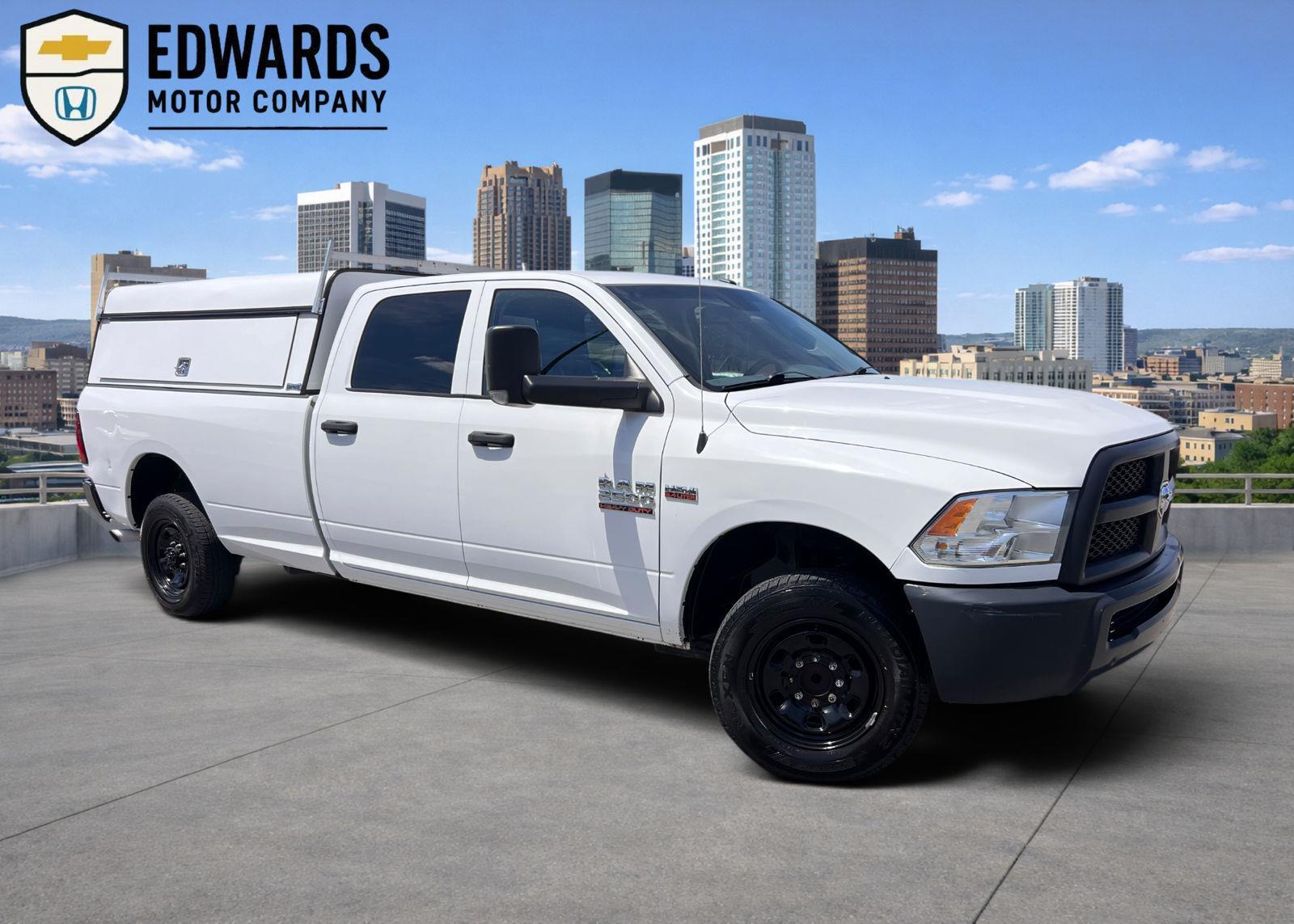 Bright White Clearcoat 2018 RAM 2500 Pickup Truck 4X2 6-Speed Automatic