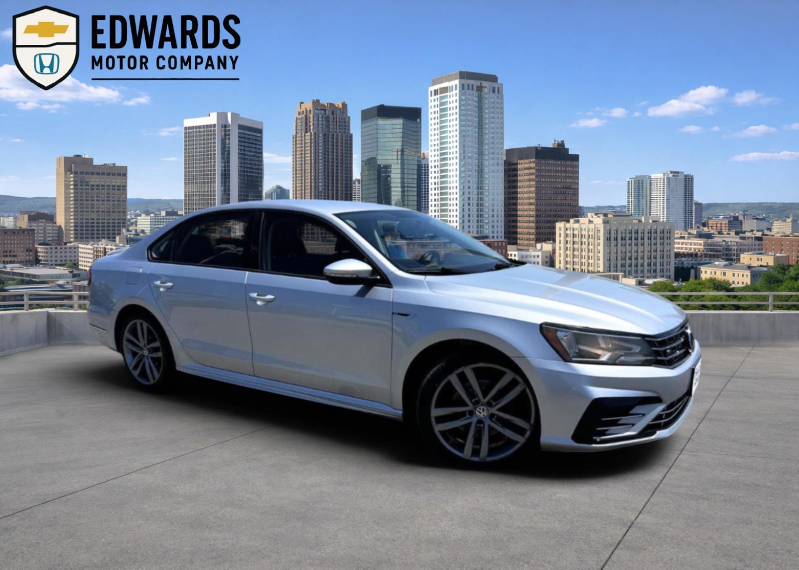 Reflex Silver Metallic 2018 Volkswagen Passat Sedan Front-Wheel Drive Automatic