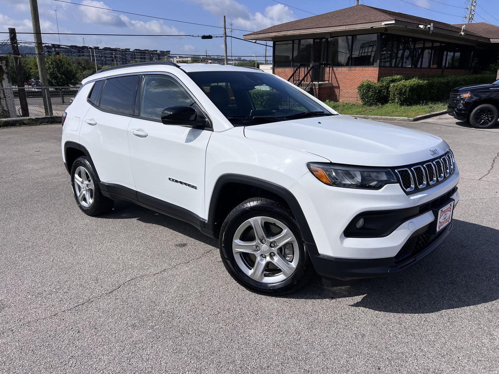 Bright White Clearcoat 2024 Jeep Compass SUV / Crossover Four-Wheel Drive 8-Speed Automatic