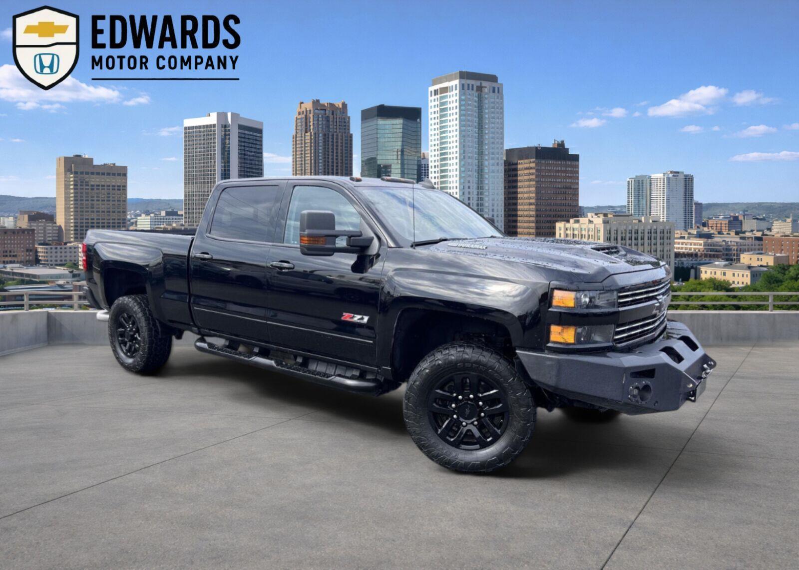  2019 Chevrolet Silverado 2500HD LTZ Crew Cab 4WD   