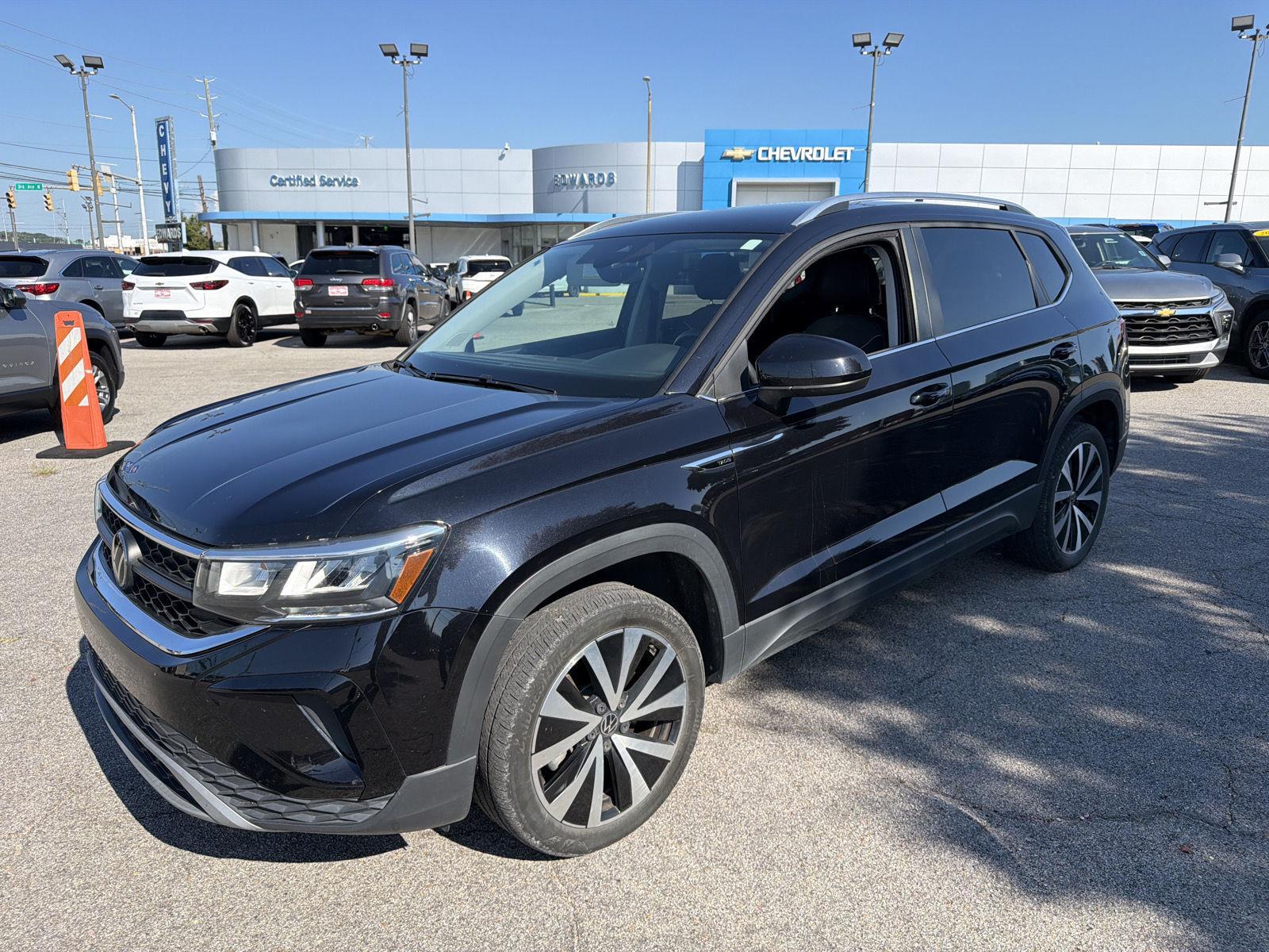 Deep Black Pearl 2024 Volkswagen Taos SUV / Crossover Front-Wheel Drive Automatic