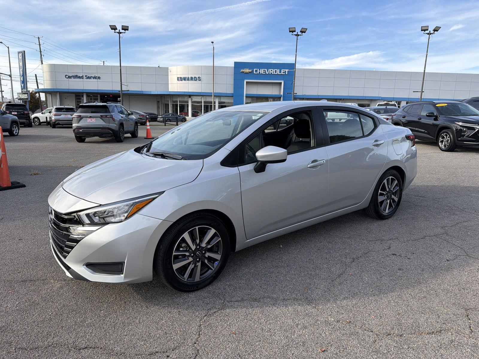 2025 Nissan Versa SV FWD