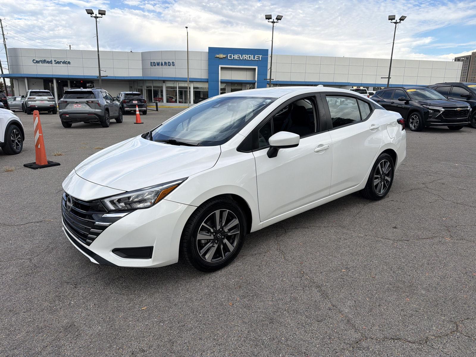 2025 Nissan Versa SV FWD