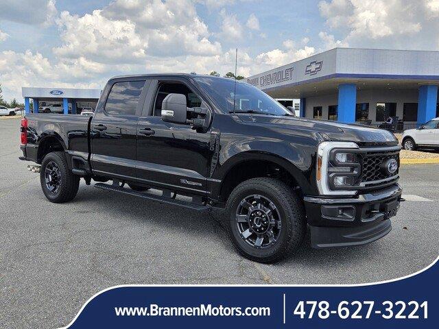 2025 Ford F-250 Super Duty XL Crew Cab 4WD