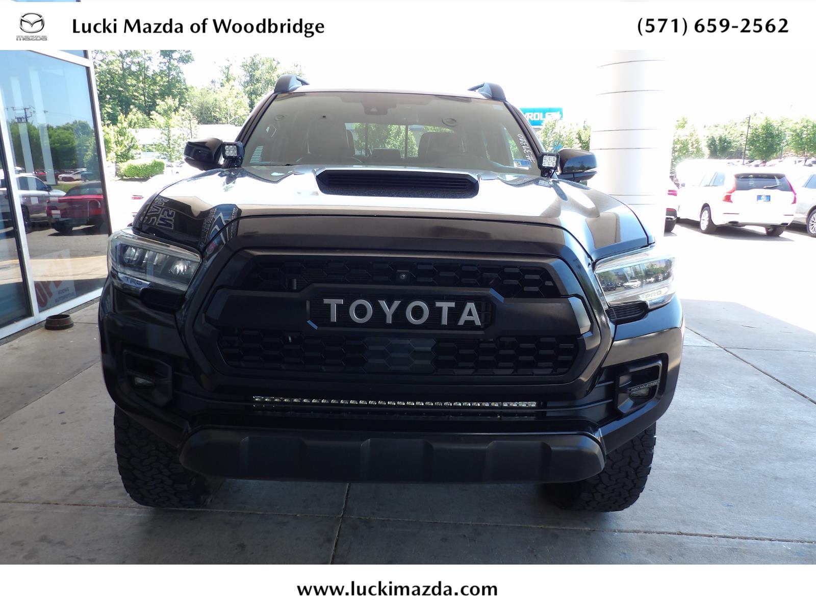 Midnight Black Metallic 2020 Toyota Tacoma Pickup Truck Four-Wheel Drive Automatic