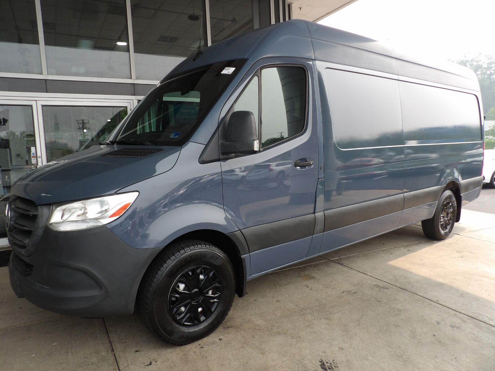 2019 Mercedes-Benz Sprinter 2500 170 V6 High Roof Crew Van RWD