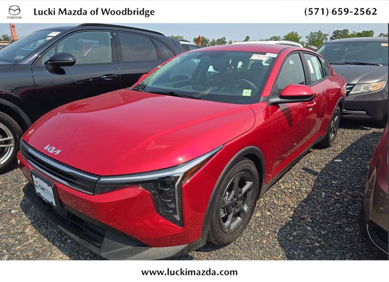 Currant Red 2025 Kia K4 Sedan Front-Wheel Drive Continuously Variable Transmission