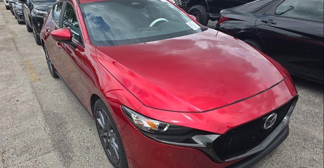 Soul Red Crystal Metallic 2024 Mazda MAZDA3 Hatchback Front-Wheel Drive Automatic