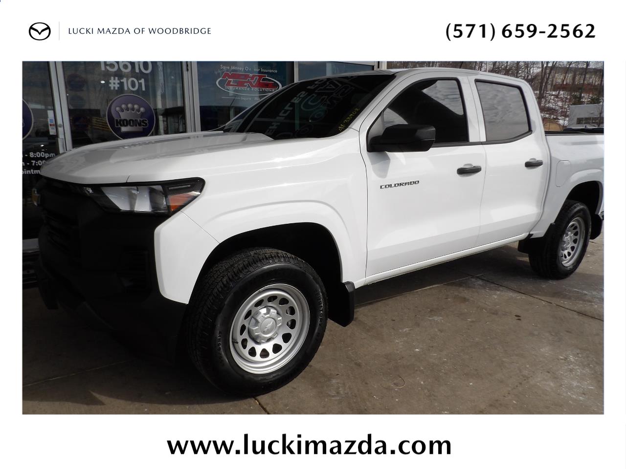 Summit White 2025 Chevrolet Colorado Pickup Truck 4X2 Automatic