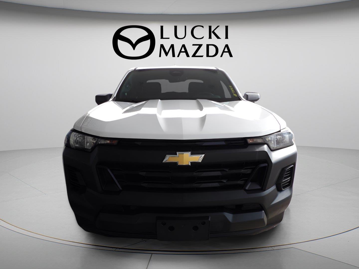 Summit White 2025 Chevrolet Colorado Pickup Truck 4X2 Automatic