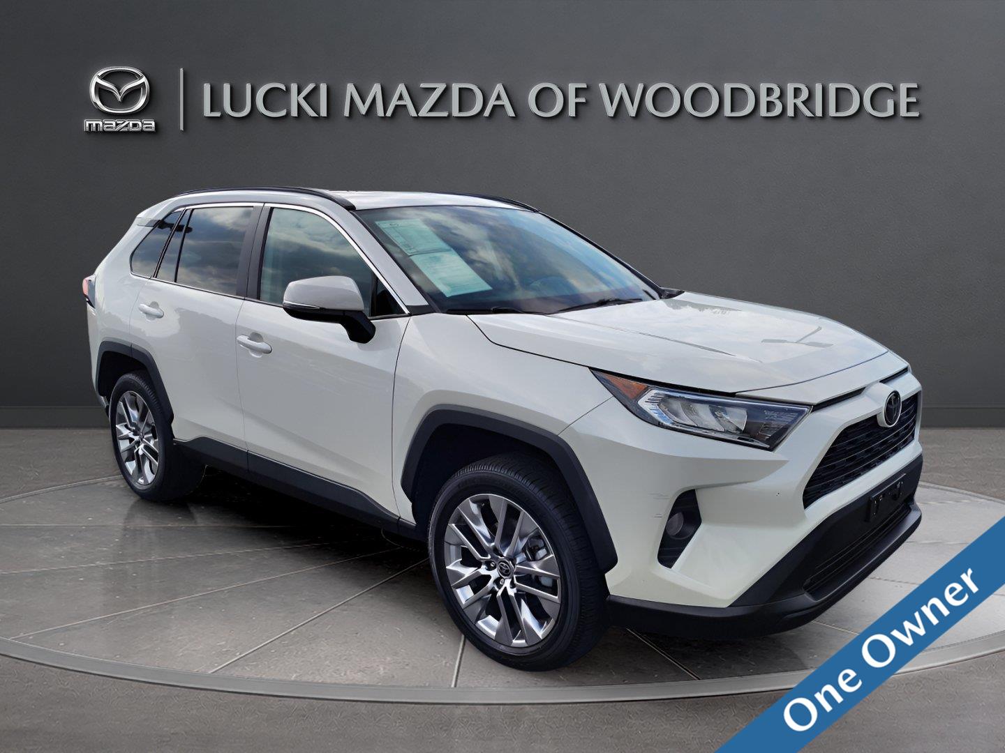 White (Blizzard Pearl) 2021 Toyota RAV4 SUV / Crossover All-Wheel Drive 8-Speed Automatic