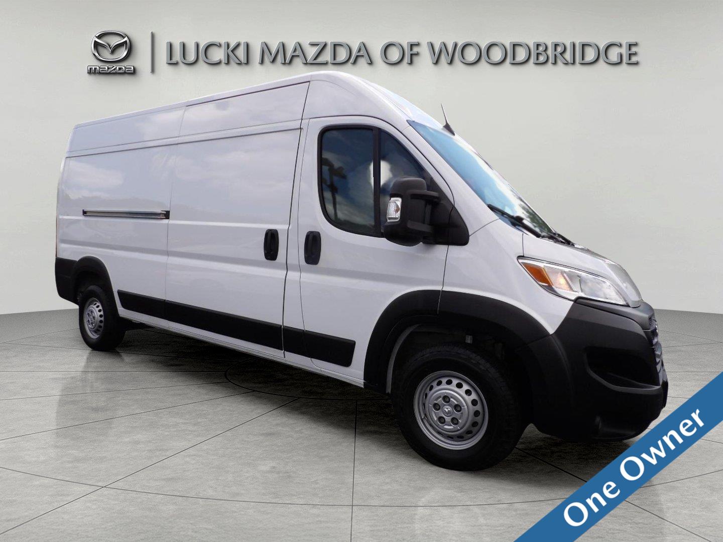 Bright White Clearcoat 2025 RAM ProMaster Van Front-Wheel Drive 9-Speed Automatic