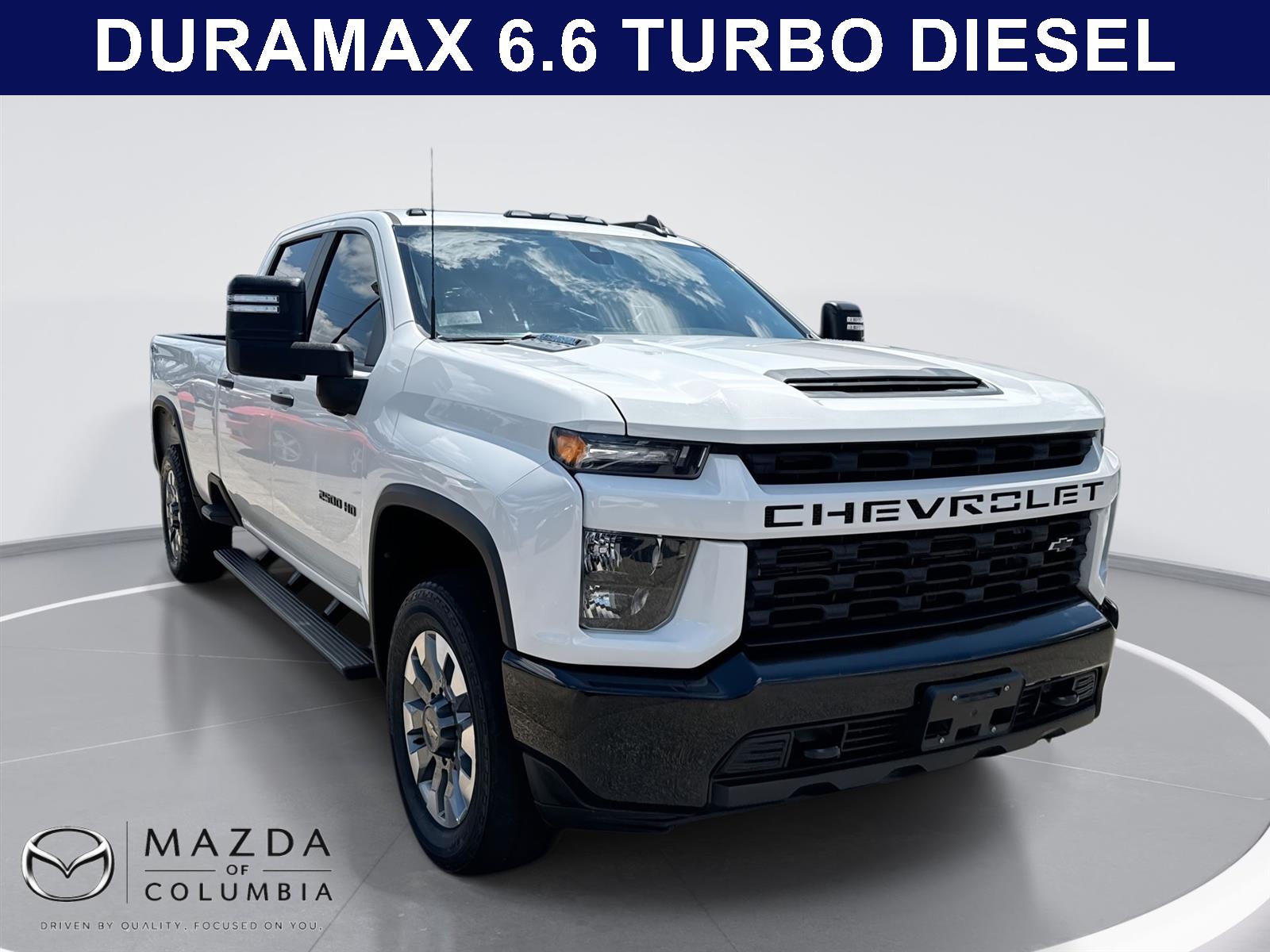 Summit White 2021 Chevrolet Silverado 2500HD Custom Crew Cab 4WD Pickup Truck Four-Wheel Drive Automatic