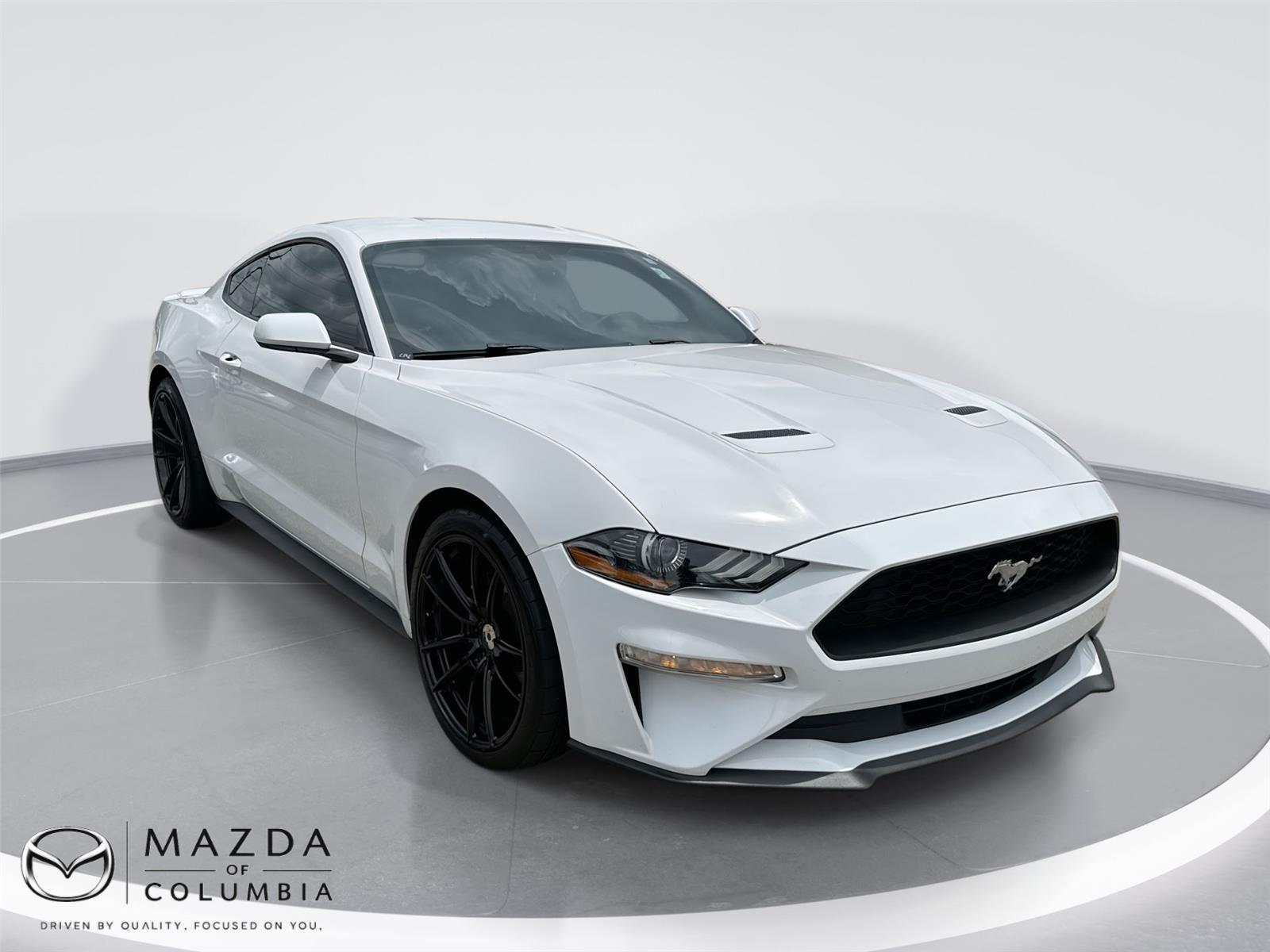 Oxford White 2020 Ford Mustang EcoBoost Coupe RWD Coupe Rear-Wheel Drive 6-Speed Manual