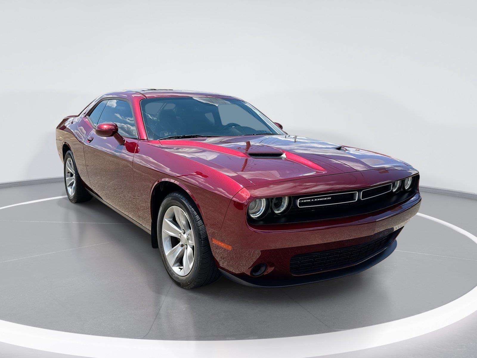 Octane Red Pearlcoat 2021 Dodge Challenger Coupe Rear-Wheel Drive 8-Speed Automatic