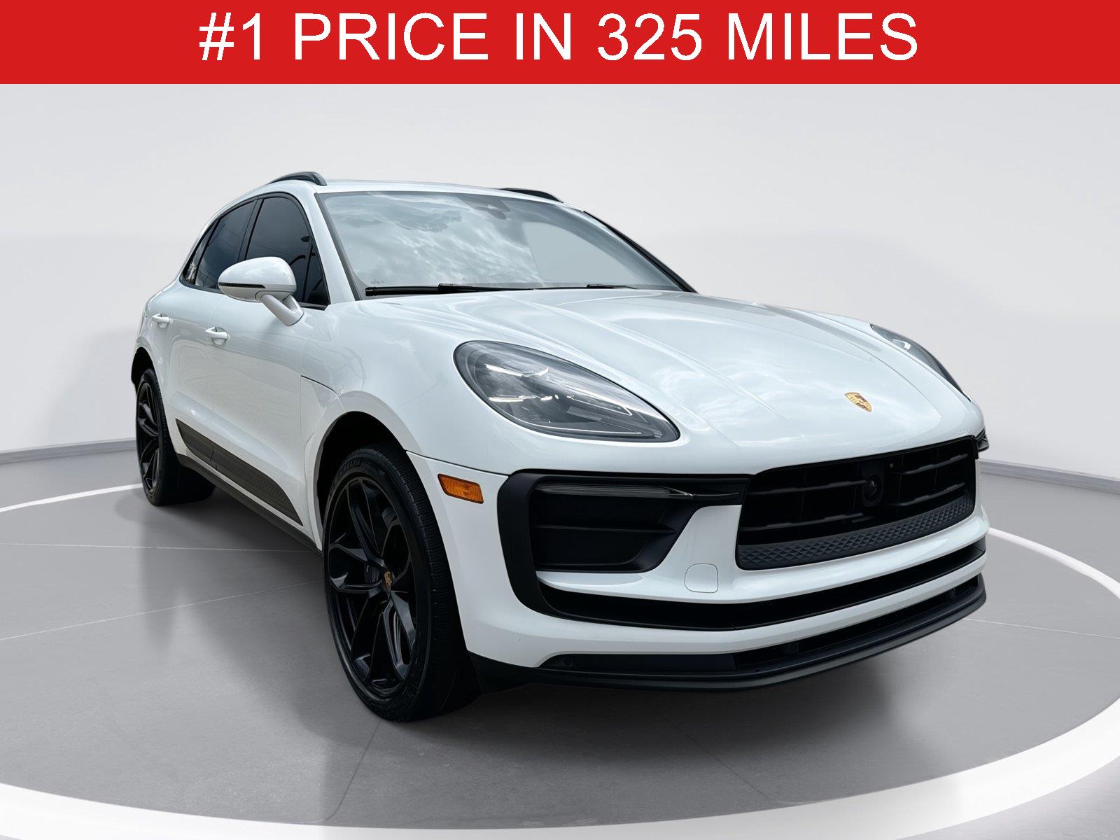 Carrara White Metallic 2022 Porsche Macan SUV / Crossover All-Wheel Drive Automatic