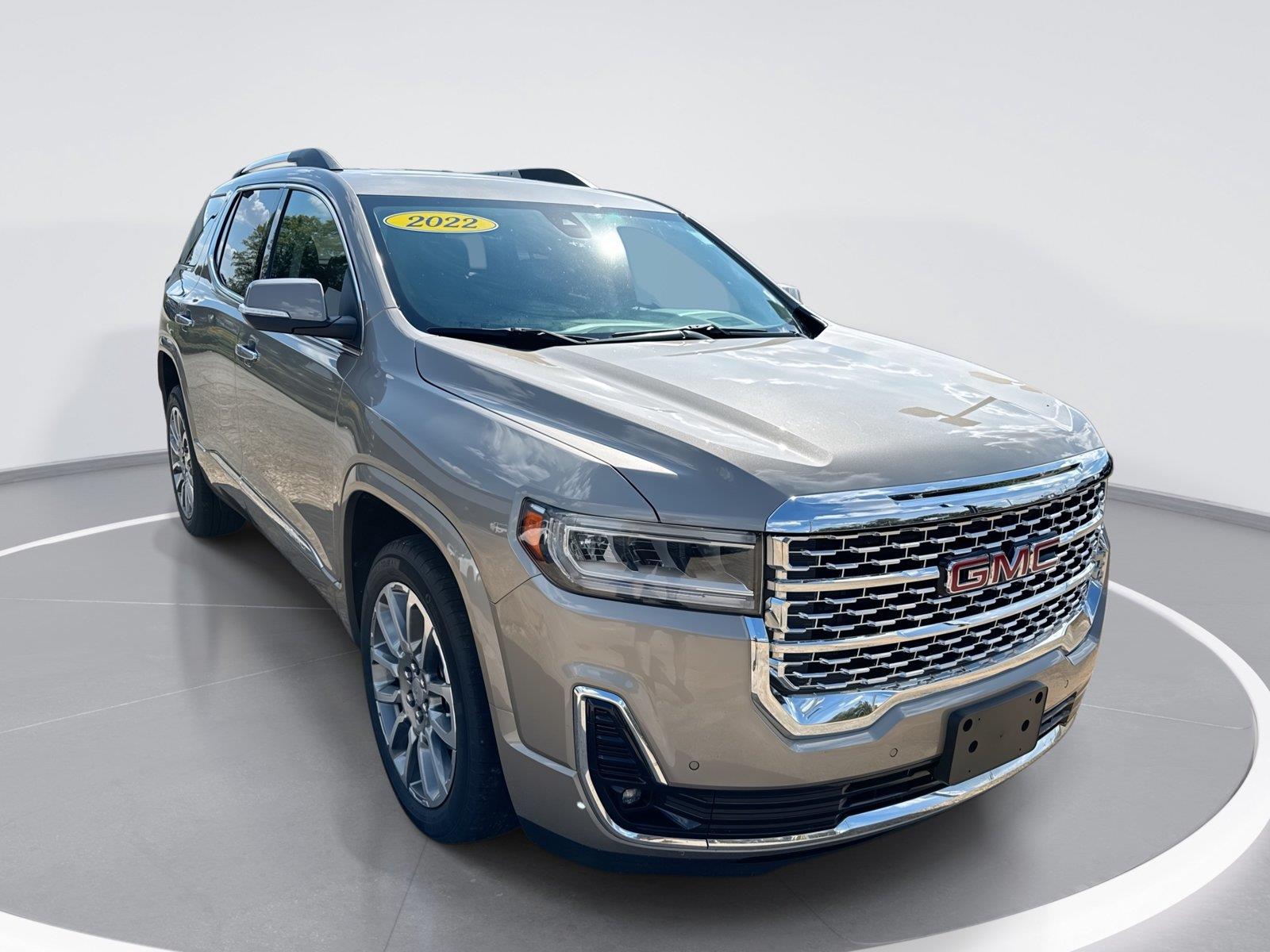 2022 GMC Acadia Denali FWD