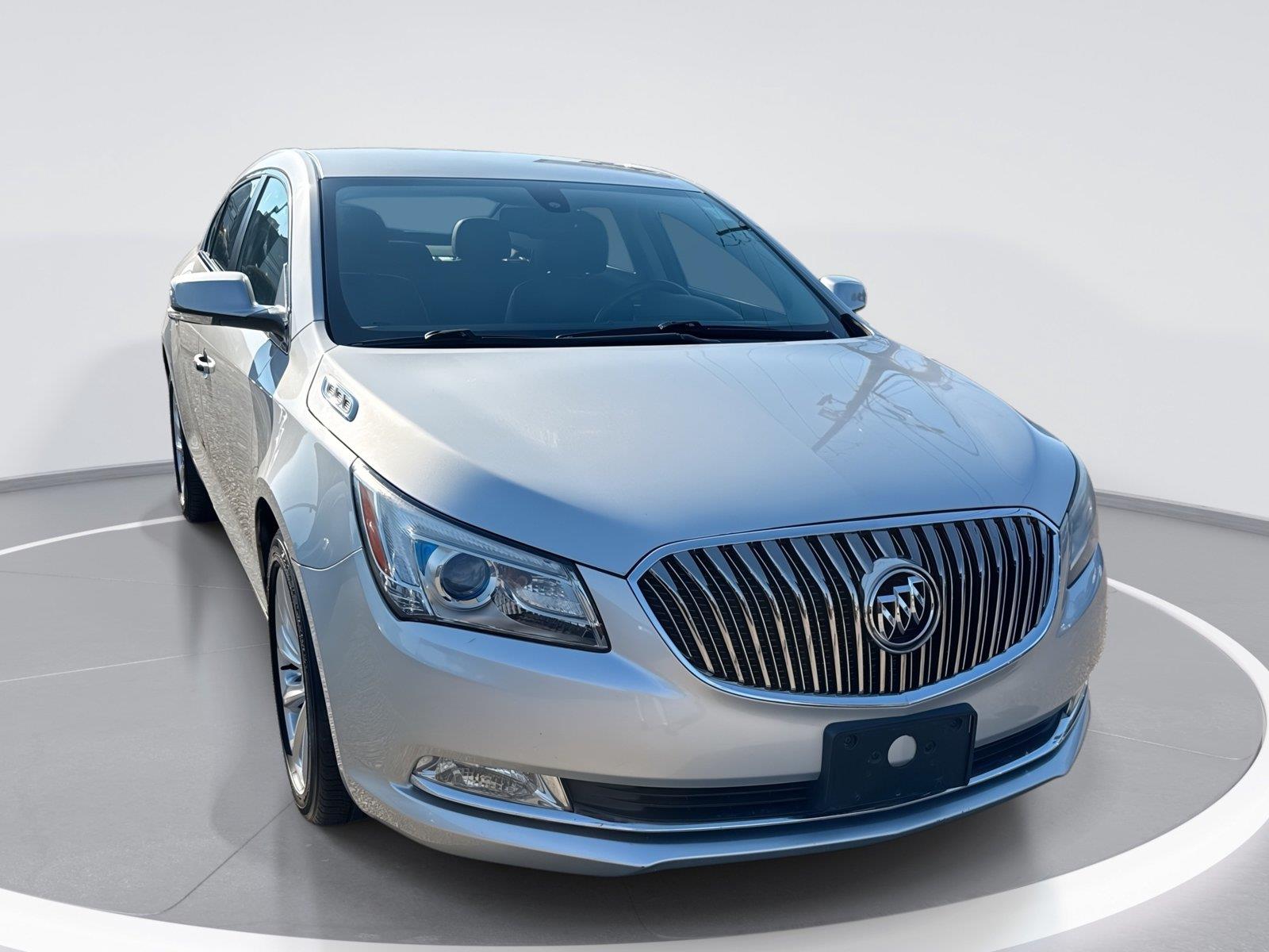 Quicksilver Metallic 2015 Buick LaCrosse Sedan Front-Wheel Drive 6-Speed Automatic Overdrive