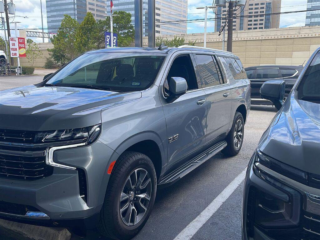 Sterling Gray Metallic 2024 Chevrolet Suburban SUV / Crossover 4X2 Automatic