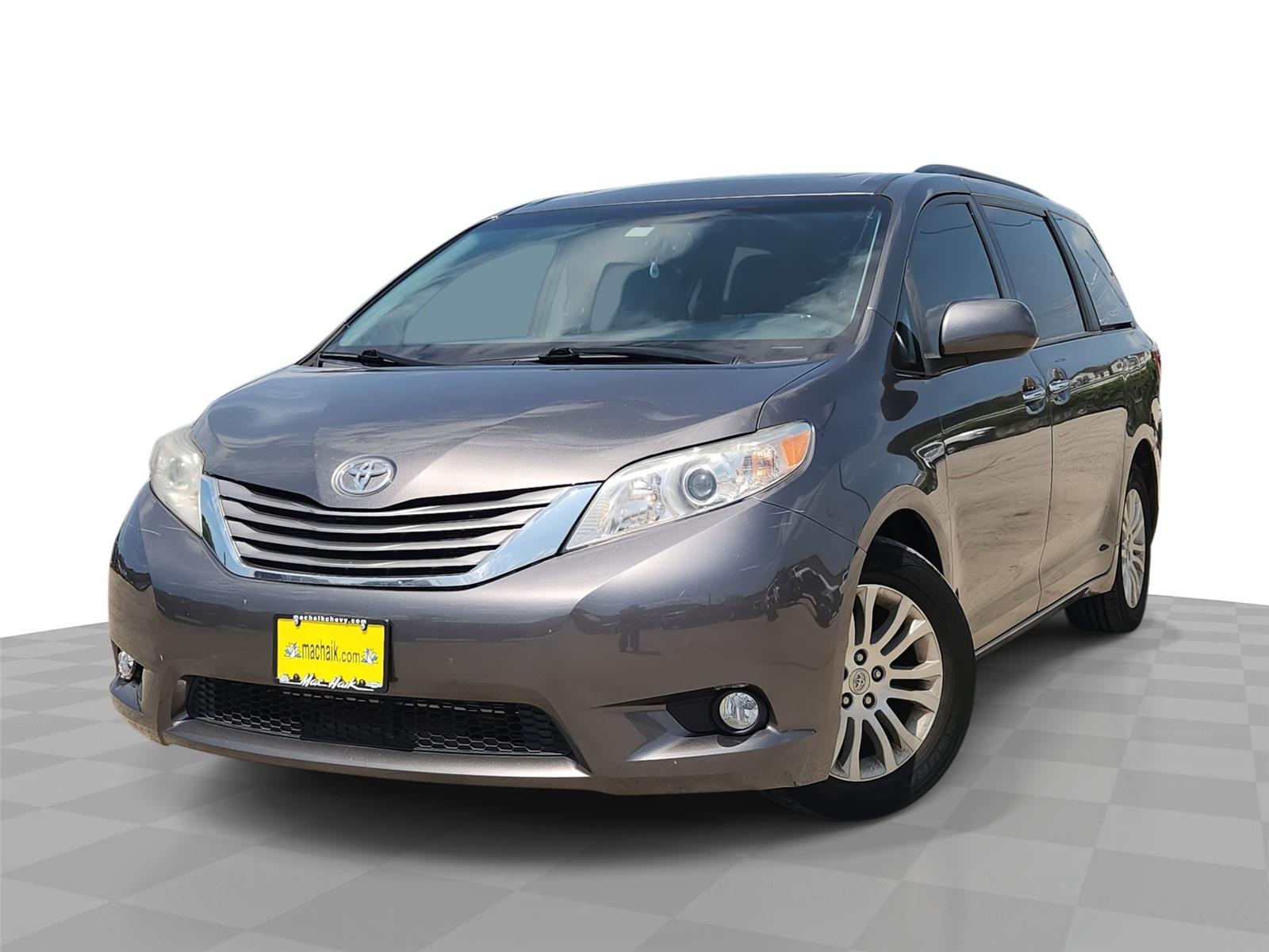 Predawn Gray Mica 2017 Toyota Sienna Minivan Front-Wheel Drive Automatic