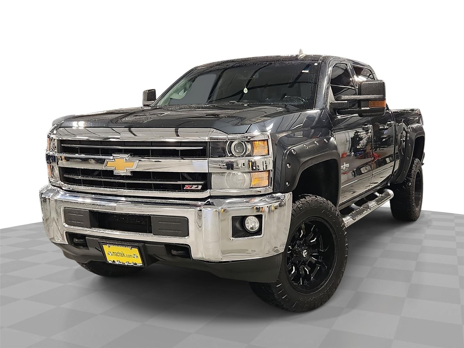 Gray (Graphite Metallic) 2019 Chevrolet Silverado 2500HD Pickup Truck Four-Wheel Drive 6-Speed Automatic