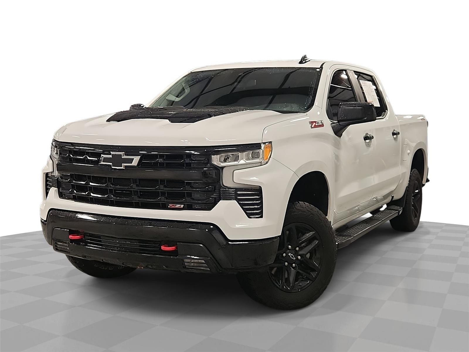 Summit White 2024 Chevrolet Silverado 1500 Pickup Truck Four-Wheel Drive Automatic