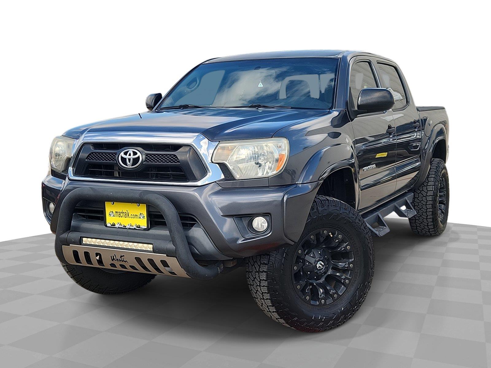 Magnetic Gray Metallic 2014 Toyota Tacoma Pickup Truck 4X2 5-Speed Automatic