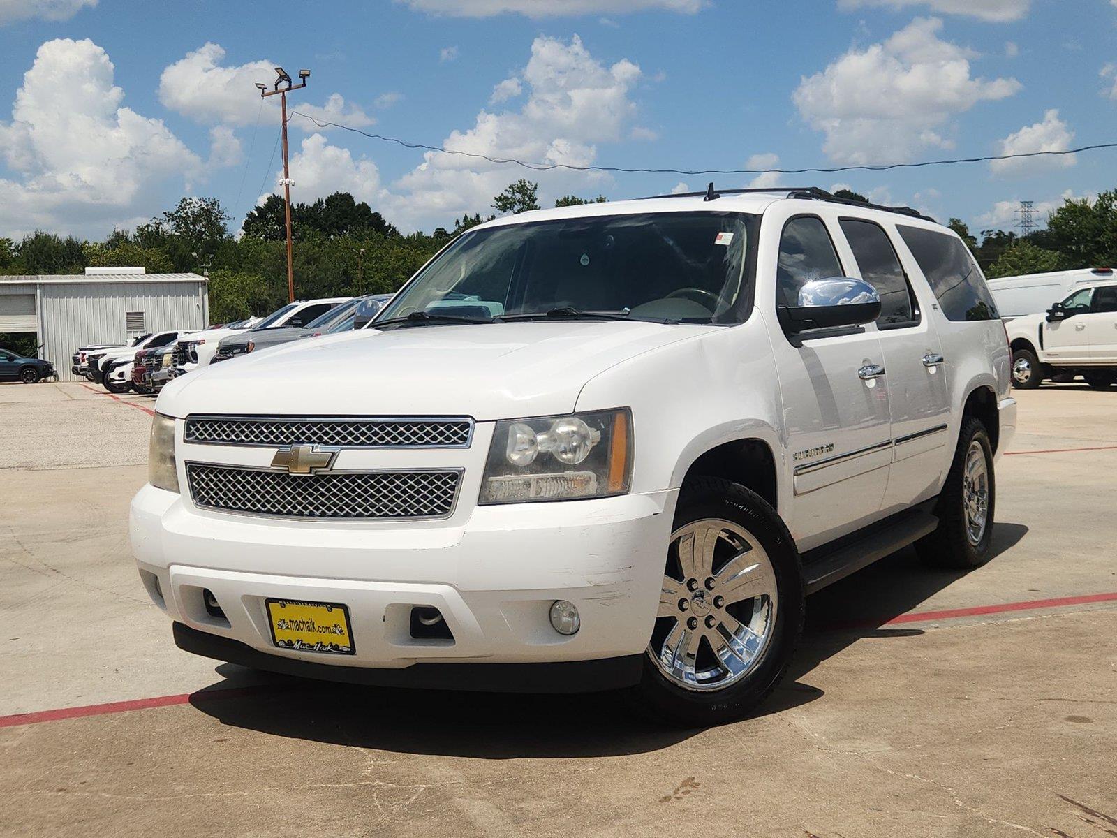 Summit White 2011 Chevrolet Suburban SUV / Crossover Four-Wheel Drive 6-Speed Automatic
