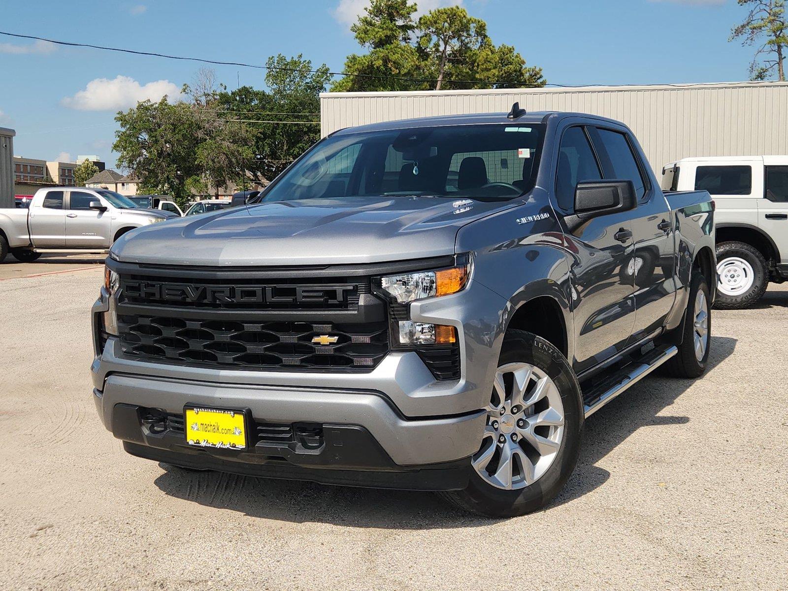Sterling Gray Metallic 2025 Chevrolet Silverado 1500 Pickup Truck 4X2 8-Speed Automatic