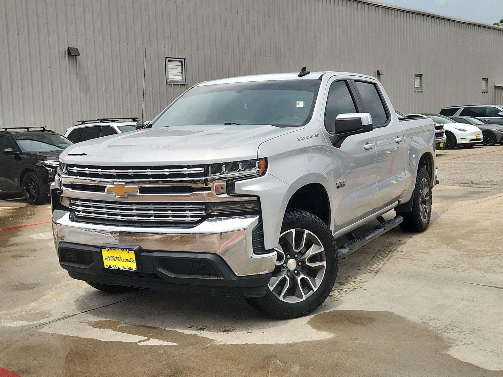 Silver Ice Metallic 2020 Chevrolet Silverado 1500 Pickup Truck 4X2 8-Speed Automatic