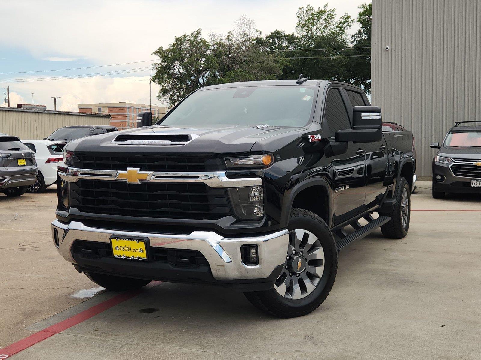 Black 2026 Chevrolet Silverado 2500HD Pickup Truck Four-Wheel Drive Automatic