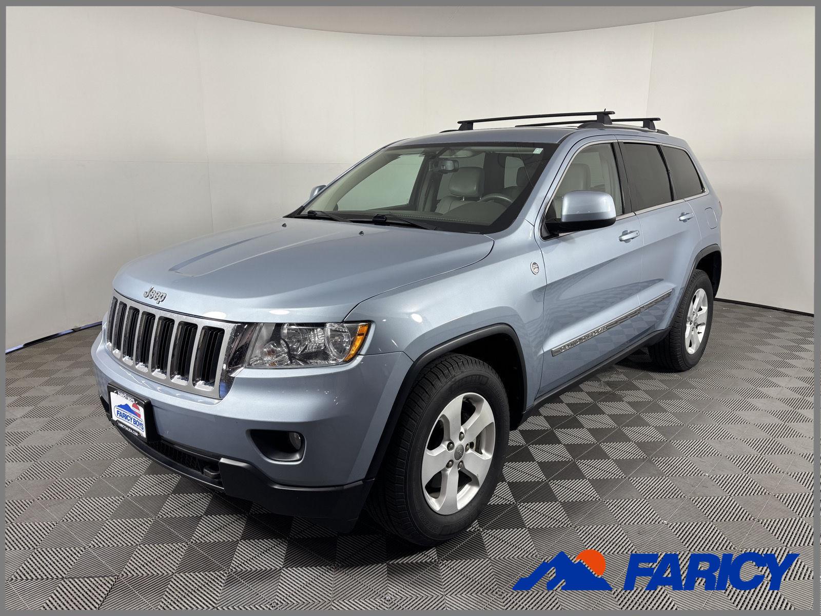 Winter Chill Pearl 2013 Jeep Grand Cherokee Laredo 4WD SUV / Crossover Four-Wheel Drive 5-Speed Automatic