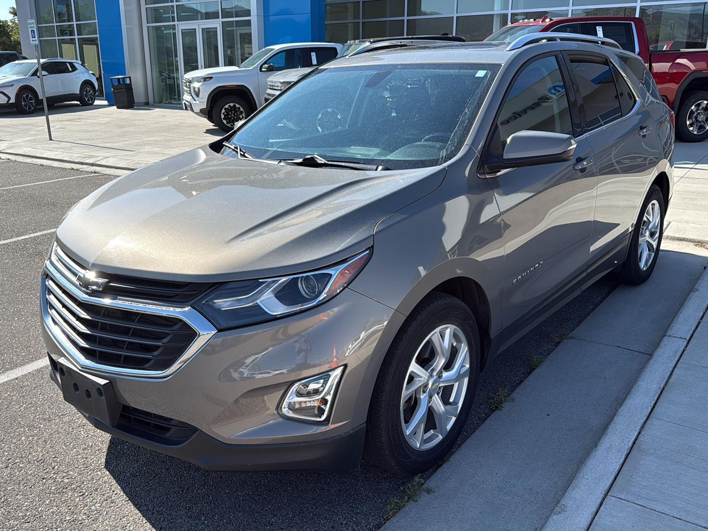Pepperdust Metallic 2019 Chevrolet Equinox SUV / Crossover Four-Wheel Drive 9-Speed Automatic Overdrive