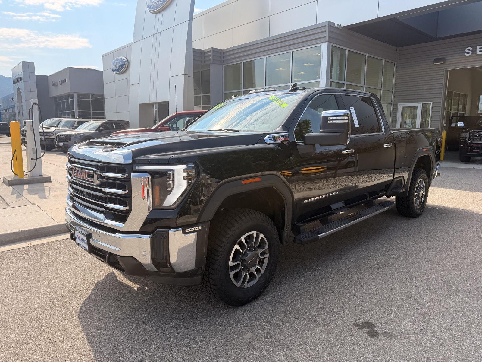  2025 GMC Sierra 3500HD SLT Crew Cab 4WD   