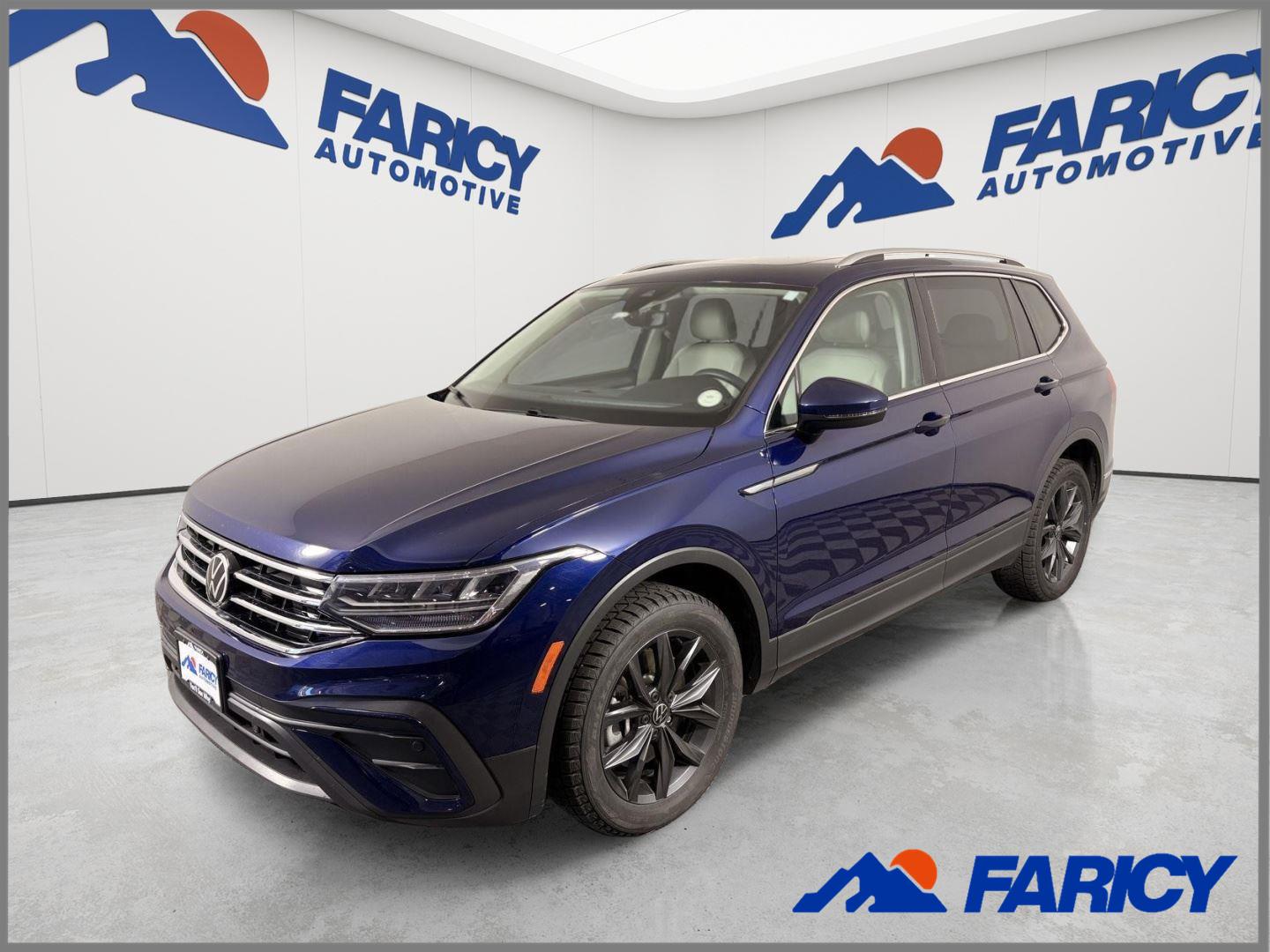 Atlantic Blue Metallic 2022 Volkswagen Tiguan SUV / Crossover All-Wheel Drive Automatic