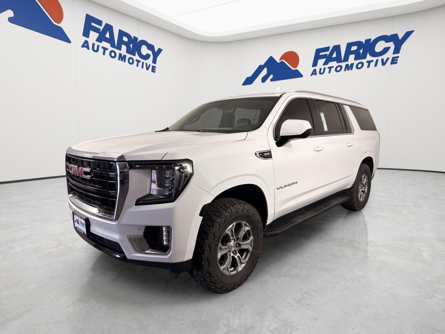 Summit White 2022 GMC Yukon XL SUV / Crossover Four-Wheel Drive Automatic