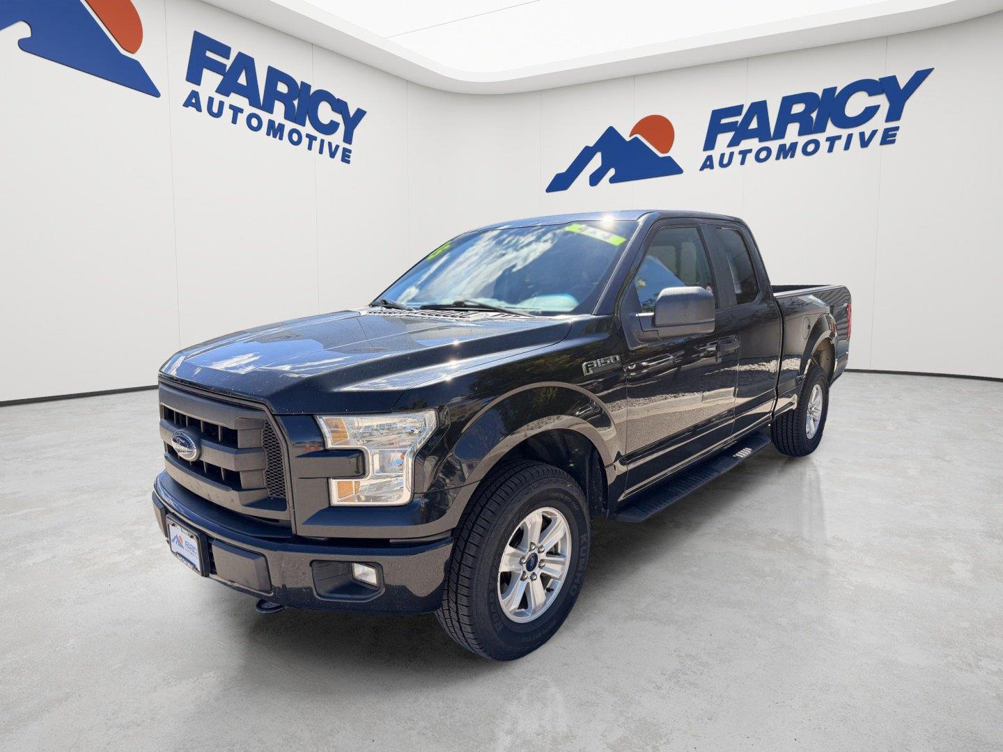 Tuxedo Black Metallic 2015 Ford F-150 Pickup Truck Four-Wheel Drive 6-Speed Automatic