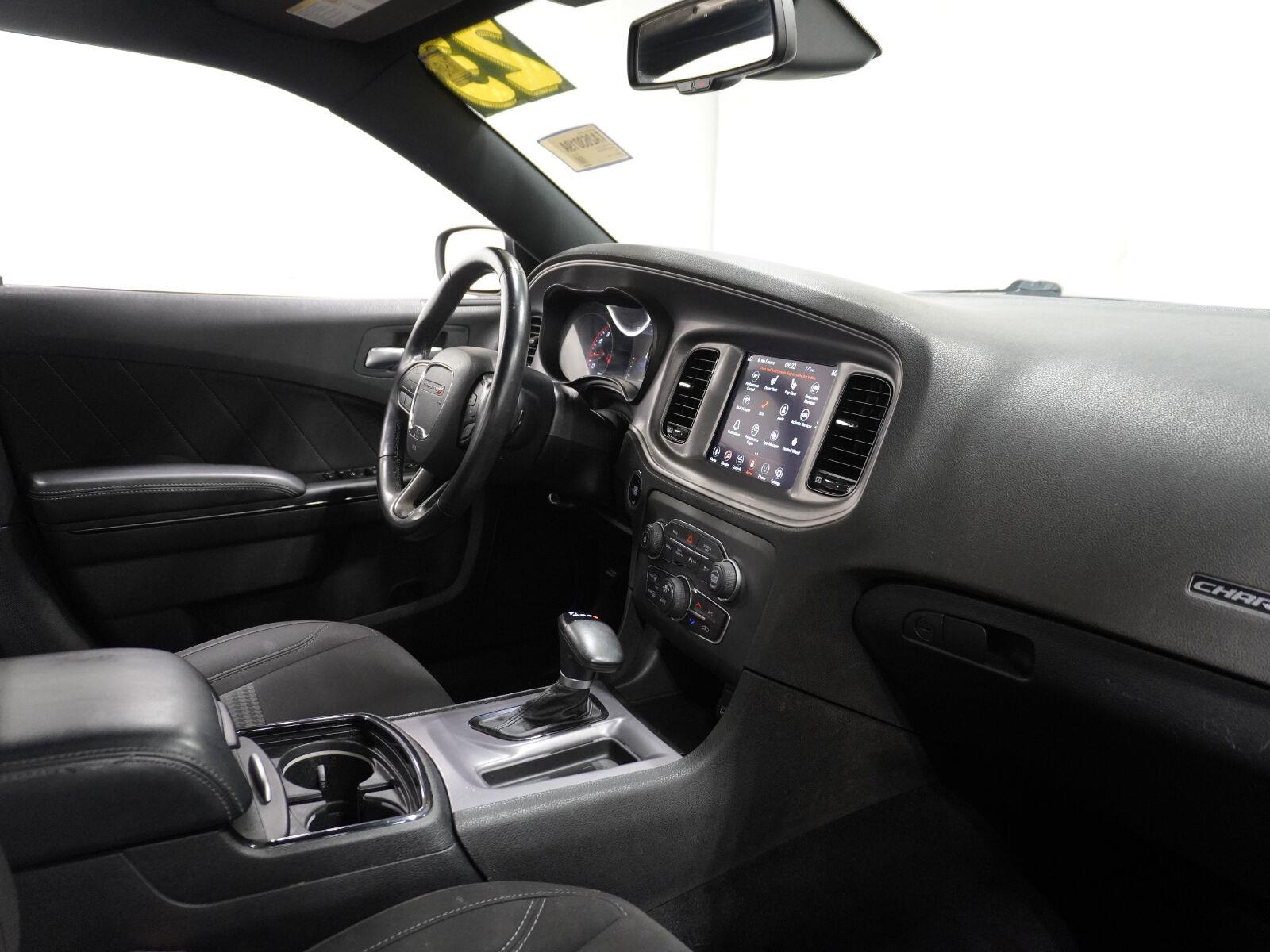 2023 Dodge Charger SXT - Photo 35